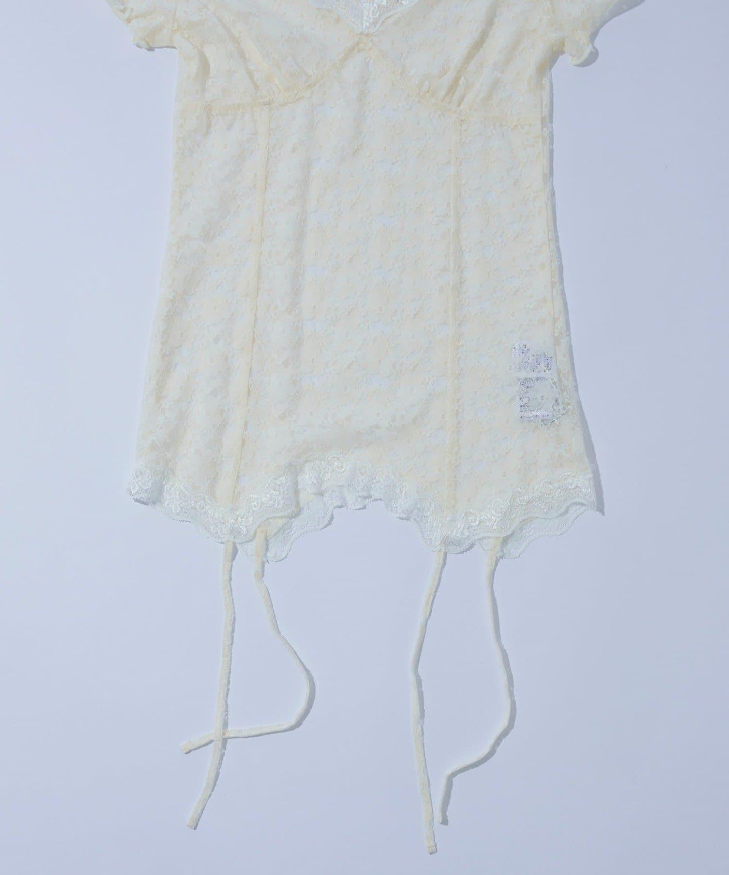 蕾絲吊襪帶設計 S/S 上衣
