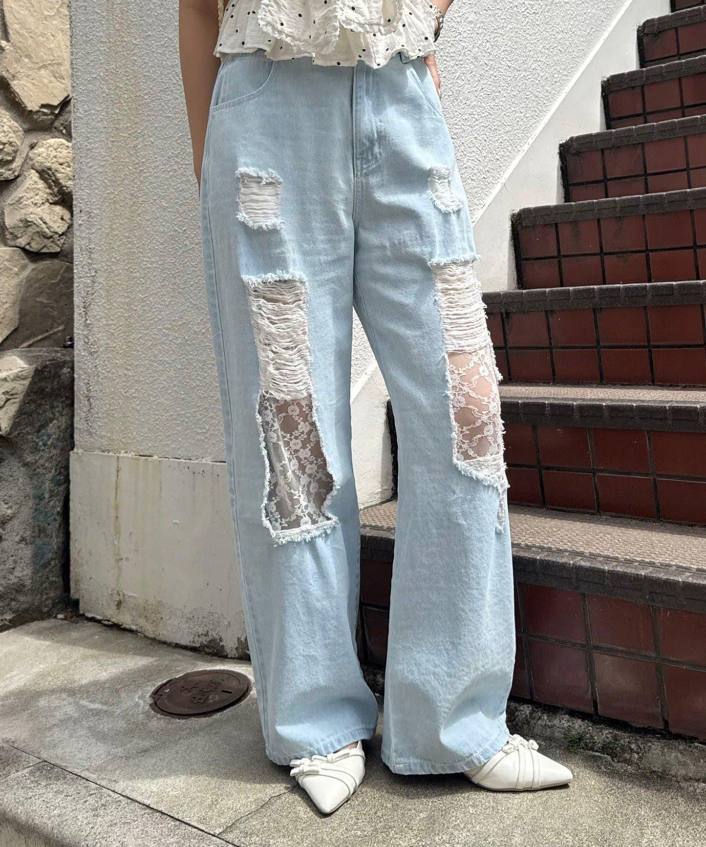 做舊蕾絲直筒牛仔褲