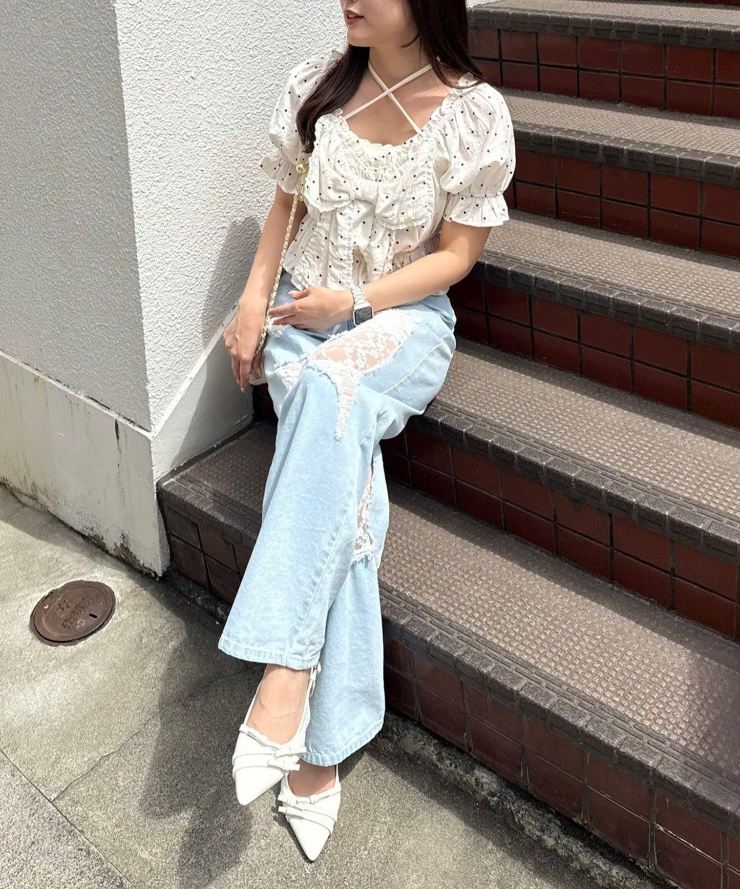 做舊蕾絲直筒牛仔褲