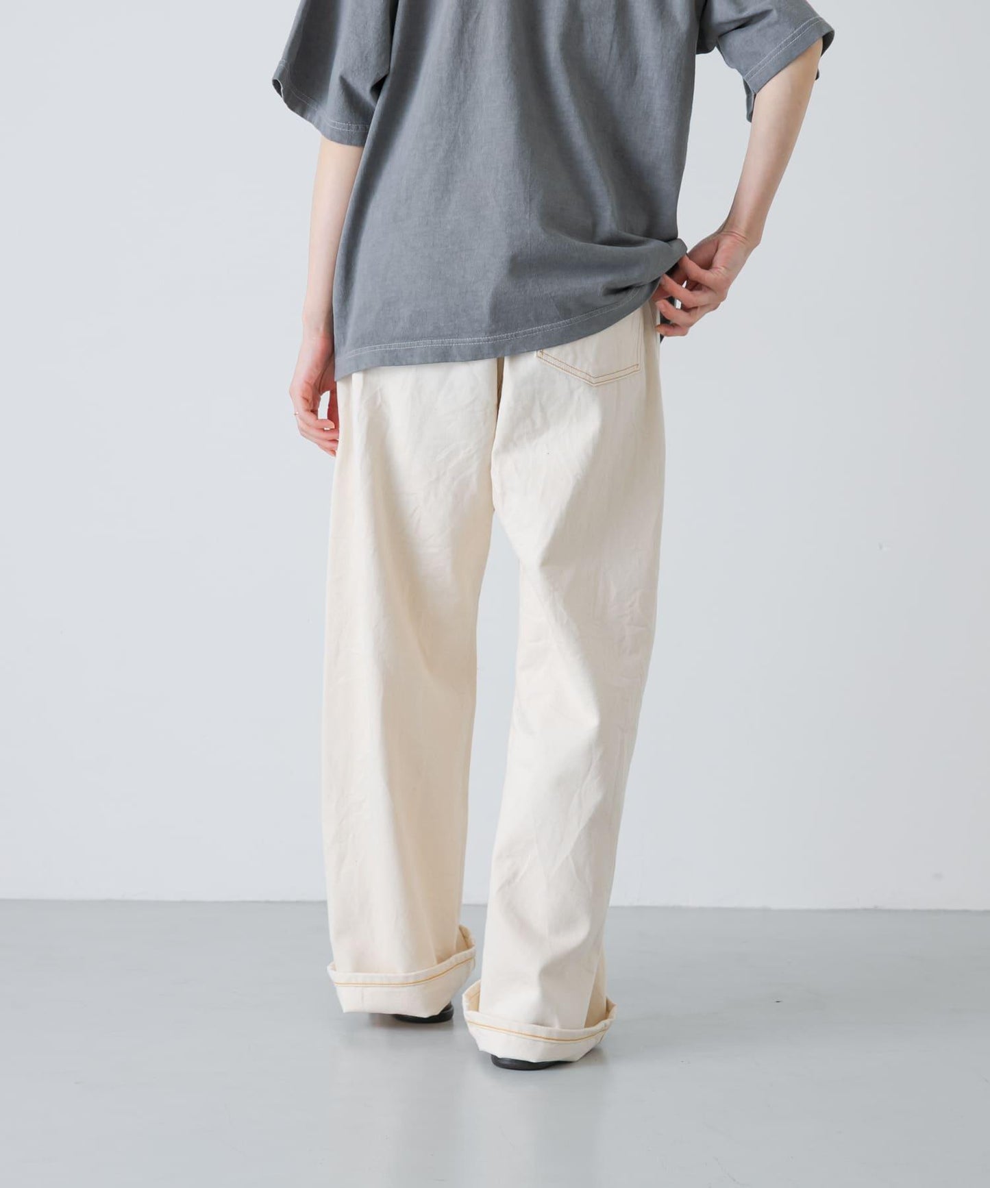 HARi WIDE STRAIGHT 褲子