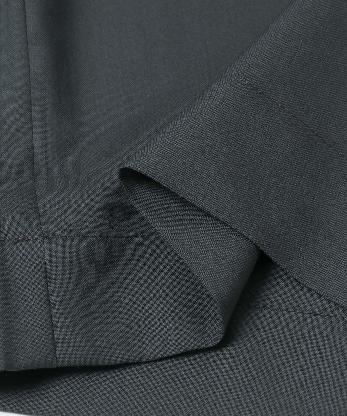 MARKAWARE TRIPLE PLEATED EASY TR