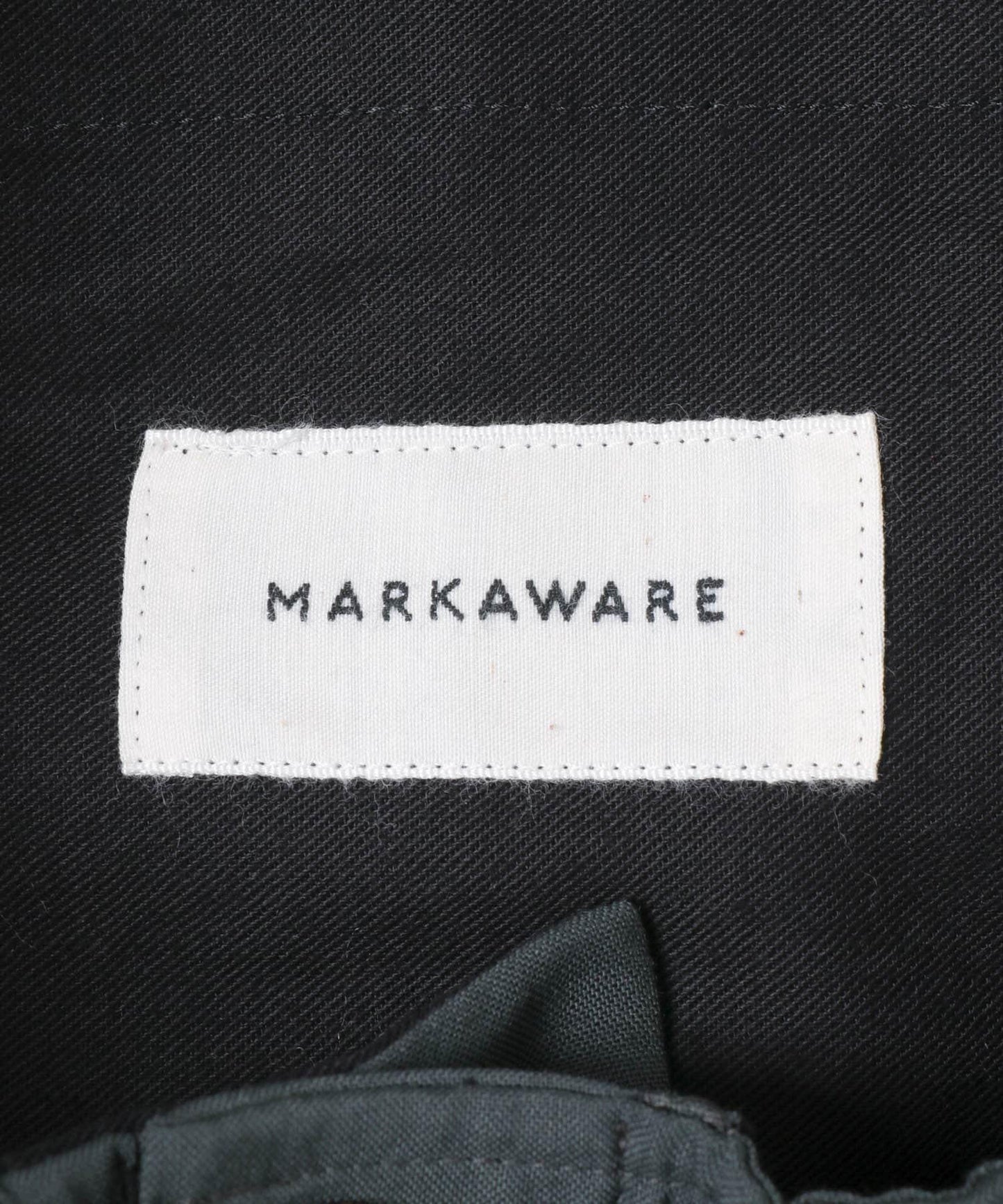 MARKAWARE TRIPLE PLEATED EASY TR