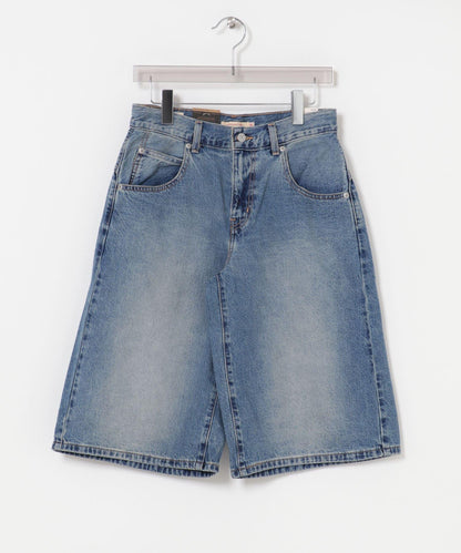 超寬鬆版 LEVI’S SUPER BAGGY JORT 短褲