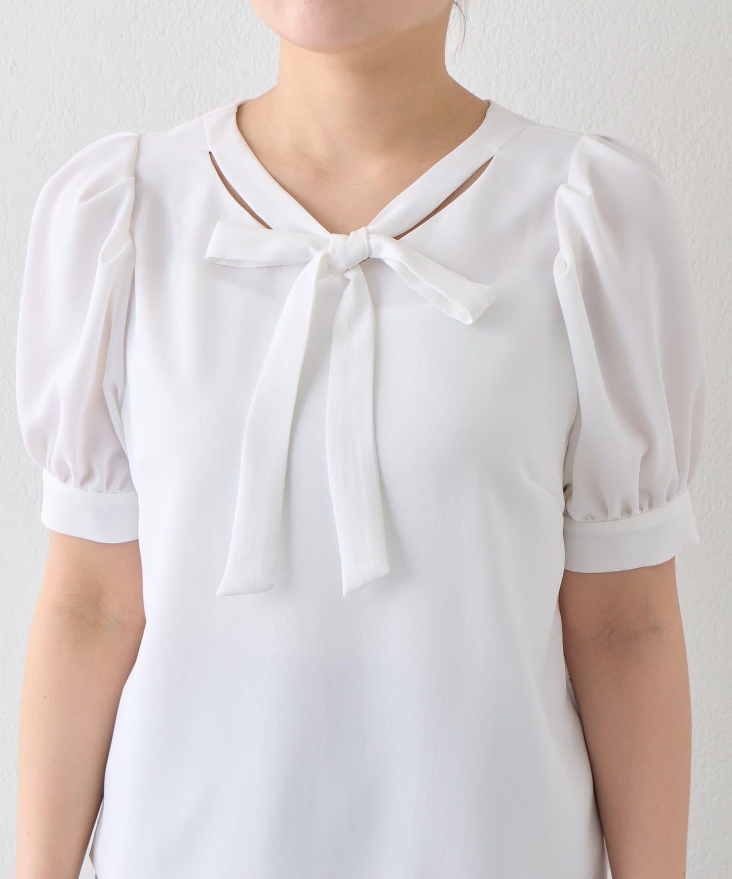 【La boutique BonBon】蝴蝶結繫帶泡泡袖襯衫