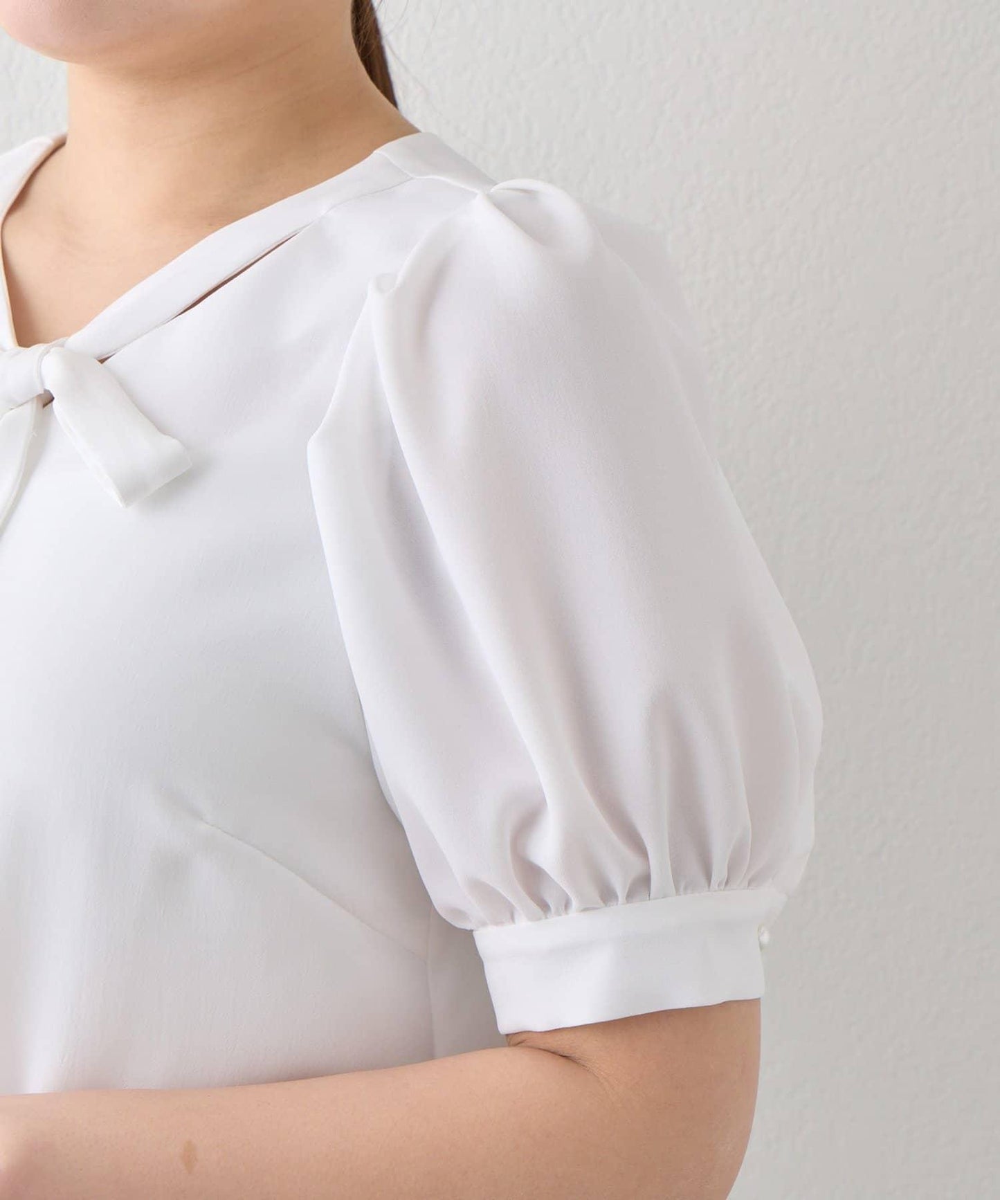 【La boutique BonBon】蝴蝶結繫帶泡泡袖襯衫