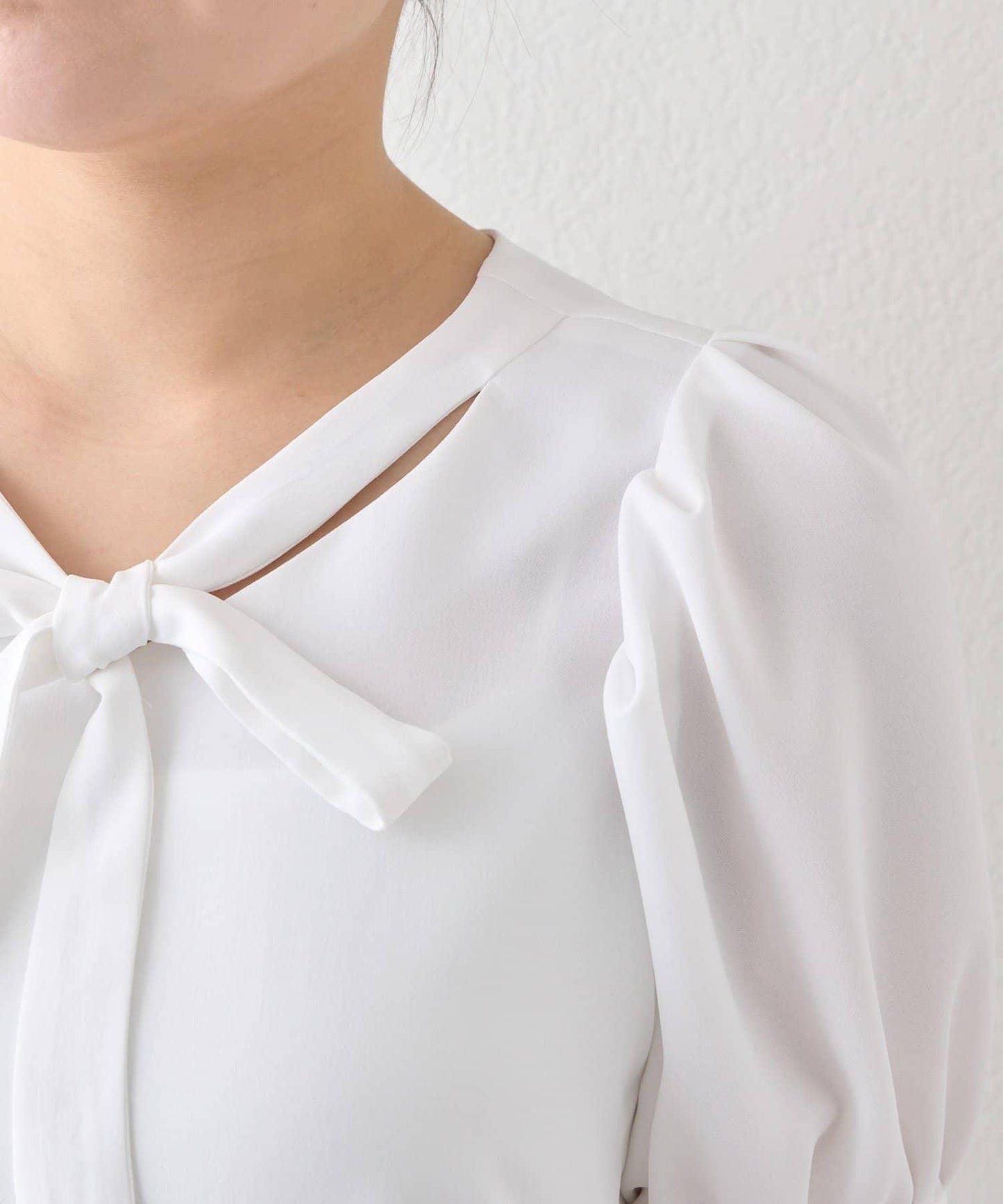 【La boutique BonBon】蝴蝶結繫帶泡泡袖襯衫