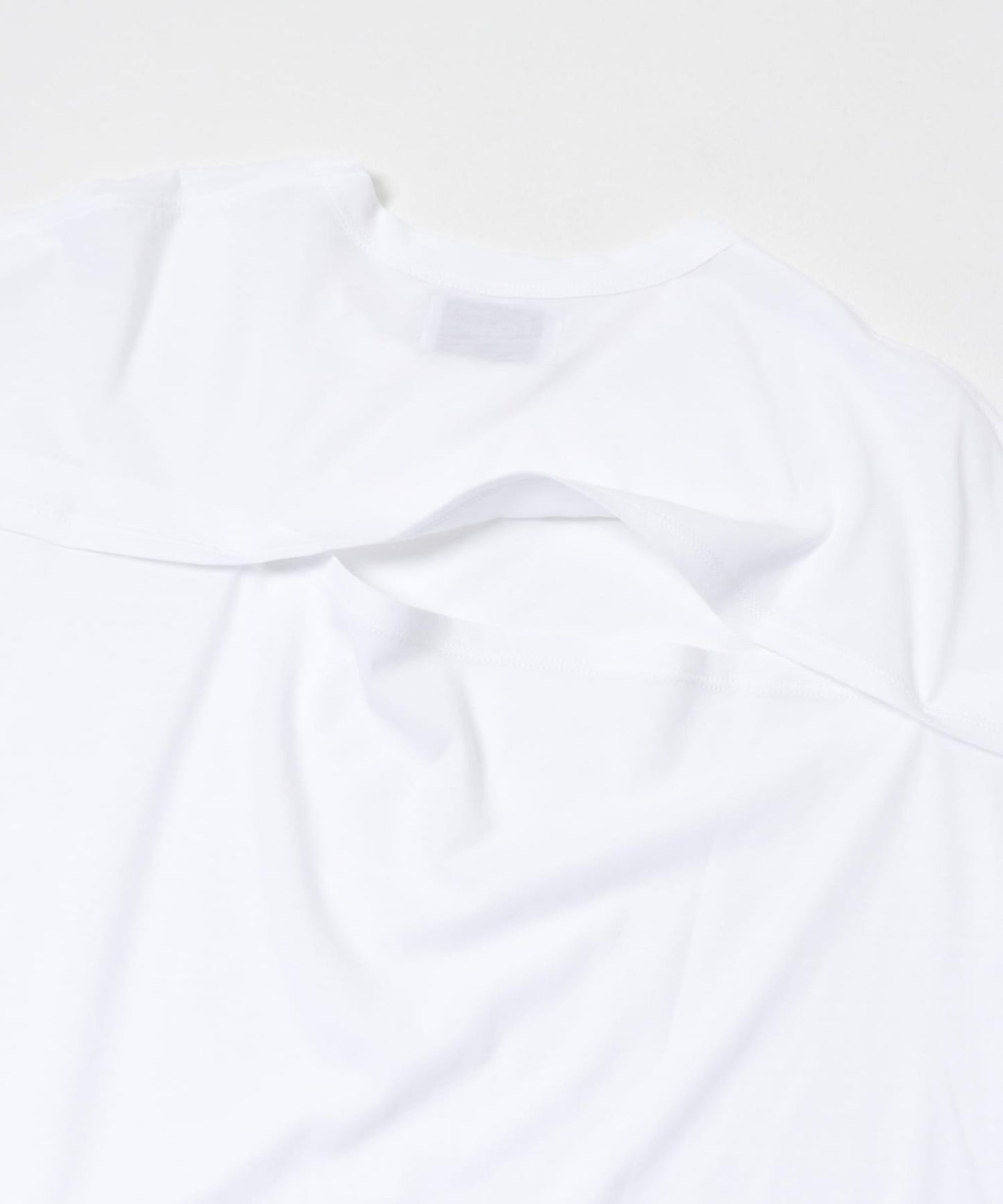 new basic DISCOMFORT 開叉上衣
