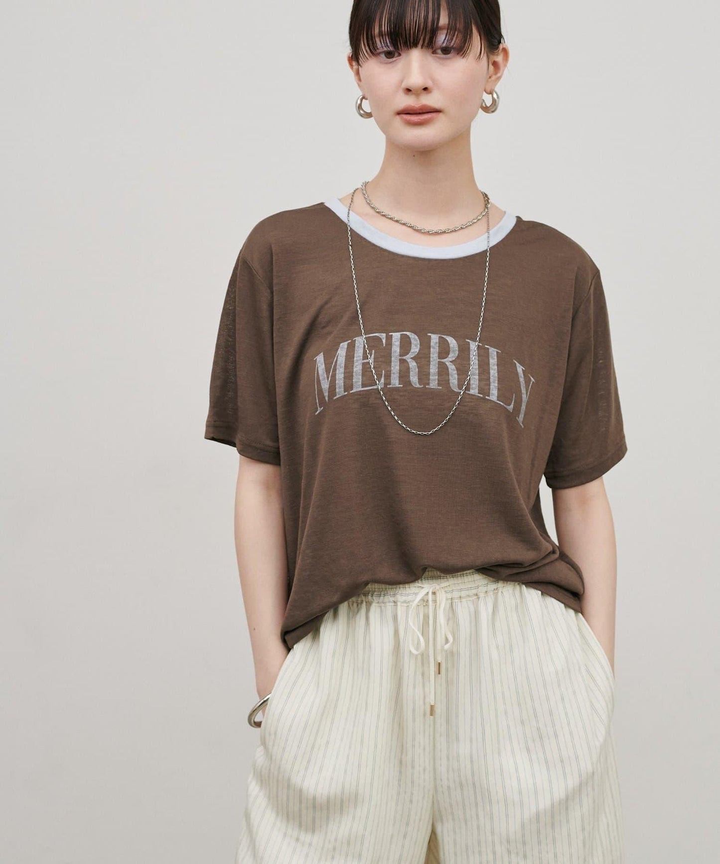 撞色設計 Logo Tee T恤