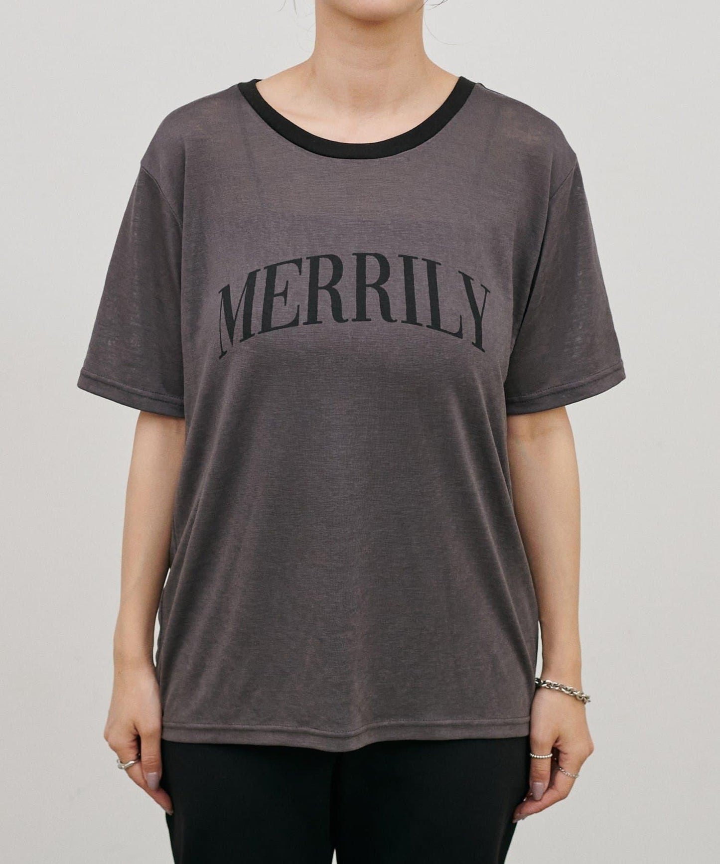 撞色設計 Logo Tee T恤