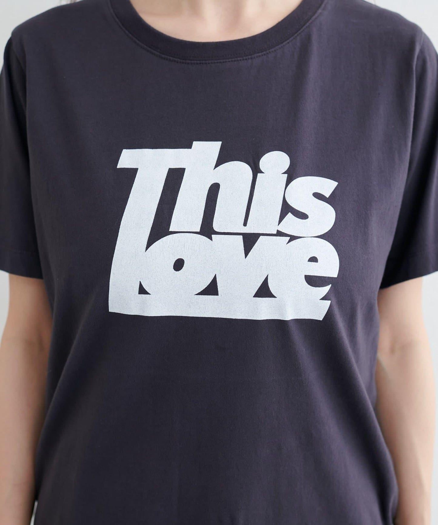 This Love Logo 字母印花短袖T恤