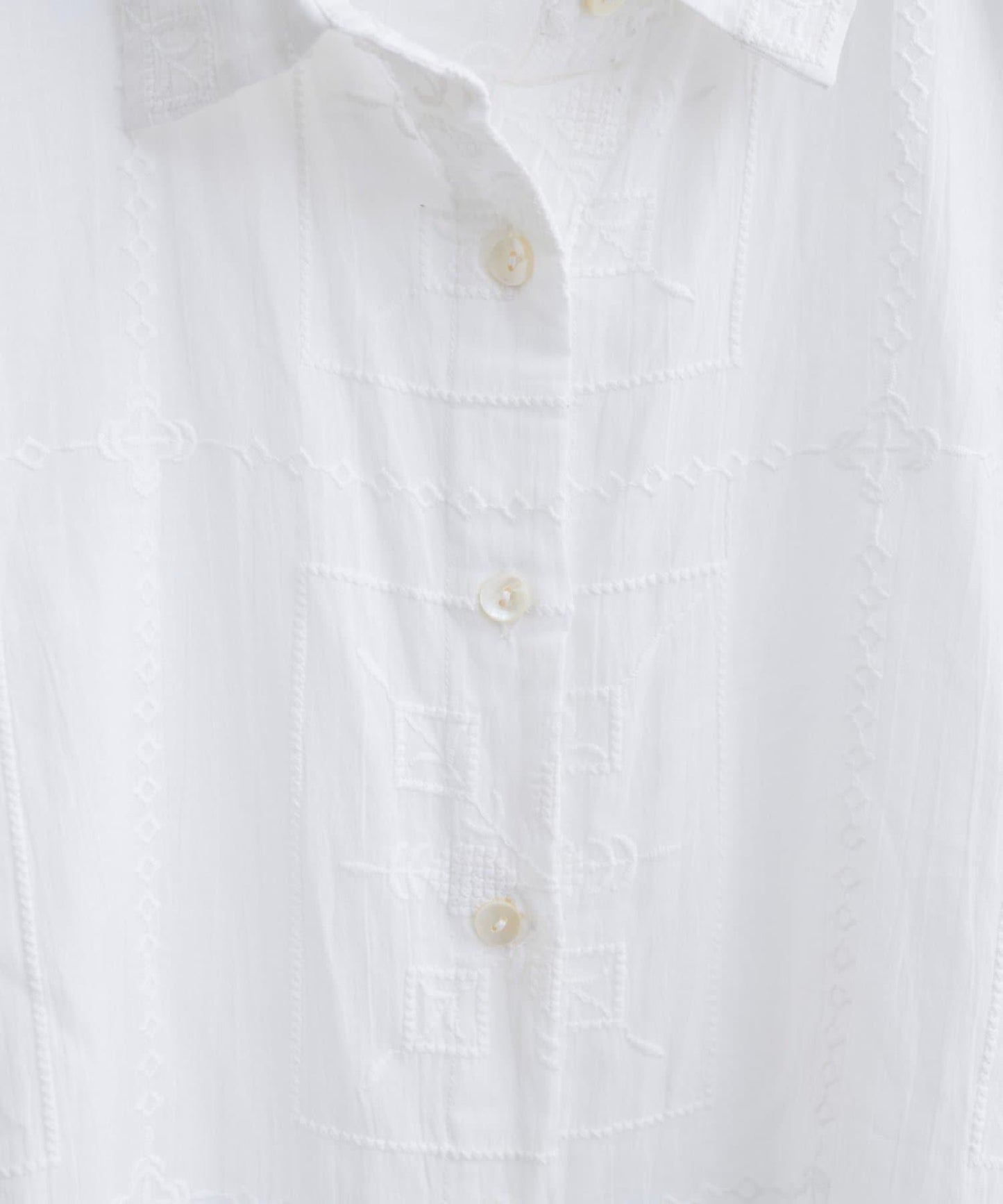 拼接刺繡襯衫