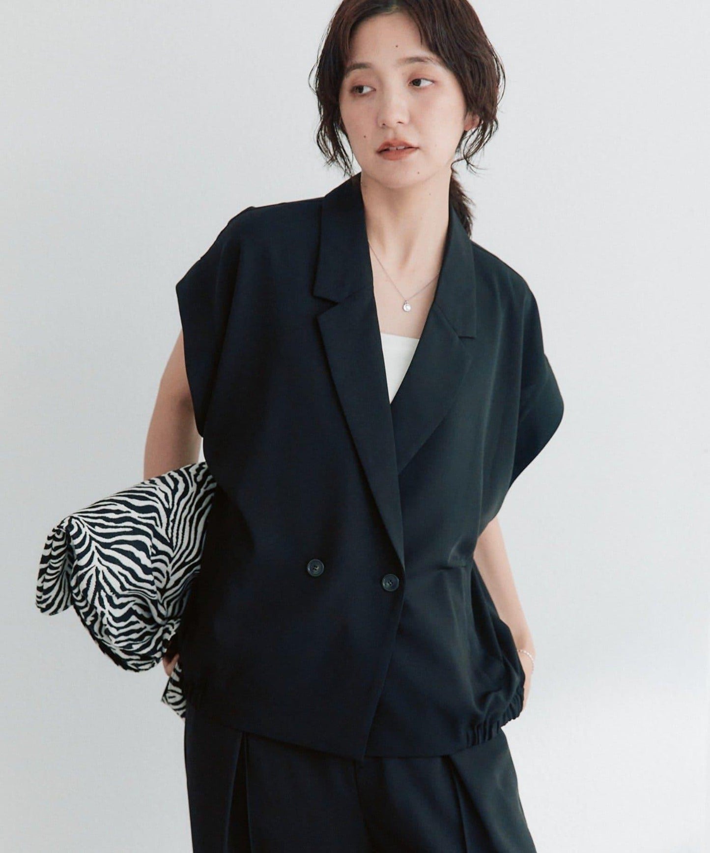 可成套搭配 寬鬆廓形 雙排扣 馬甲（網絡）