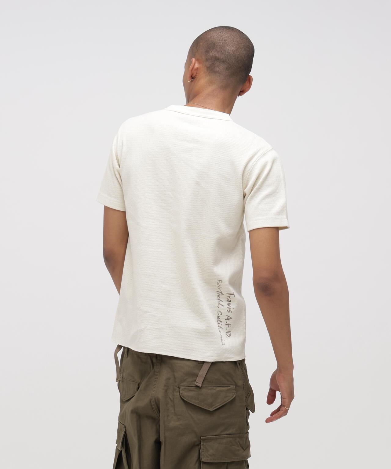 HONEYCOMB WAFFLE HENRY NECK T-SHIRT 上衣