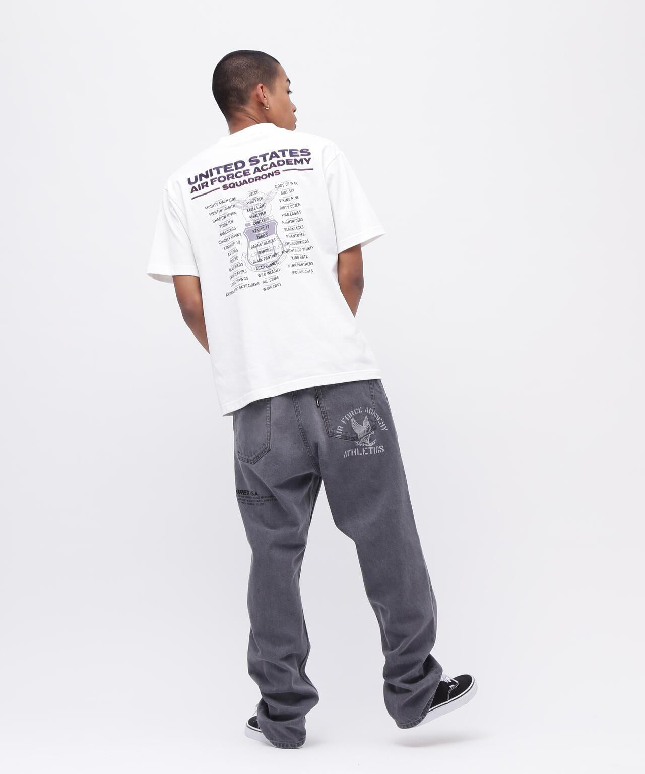 刺繡設計 短袖T恤 USAFA SQUADRONS EMBROIDERY T-SHIRT AVIREX