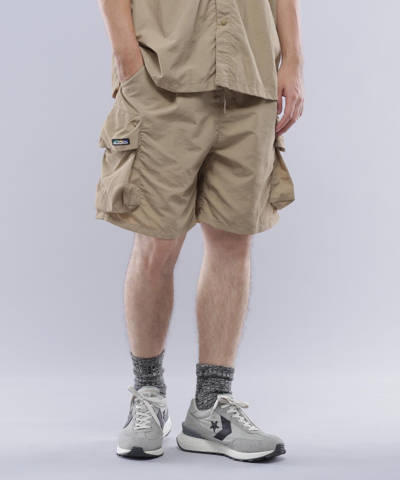 RIVER SHORTS '24 休閒短褲