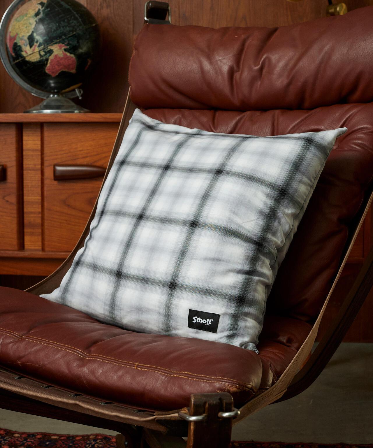 OMBRE CHECK CUSHION 漸變格靠墊