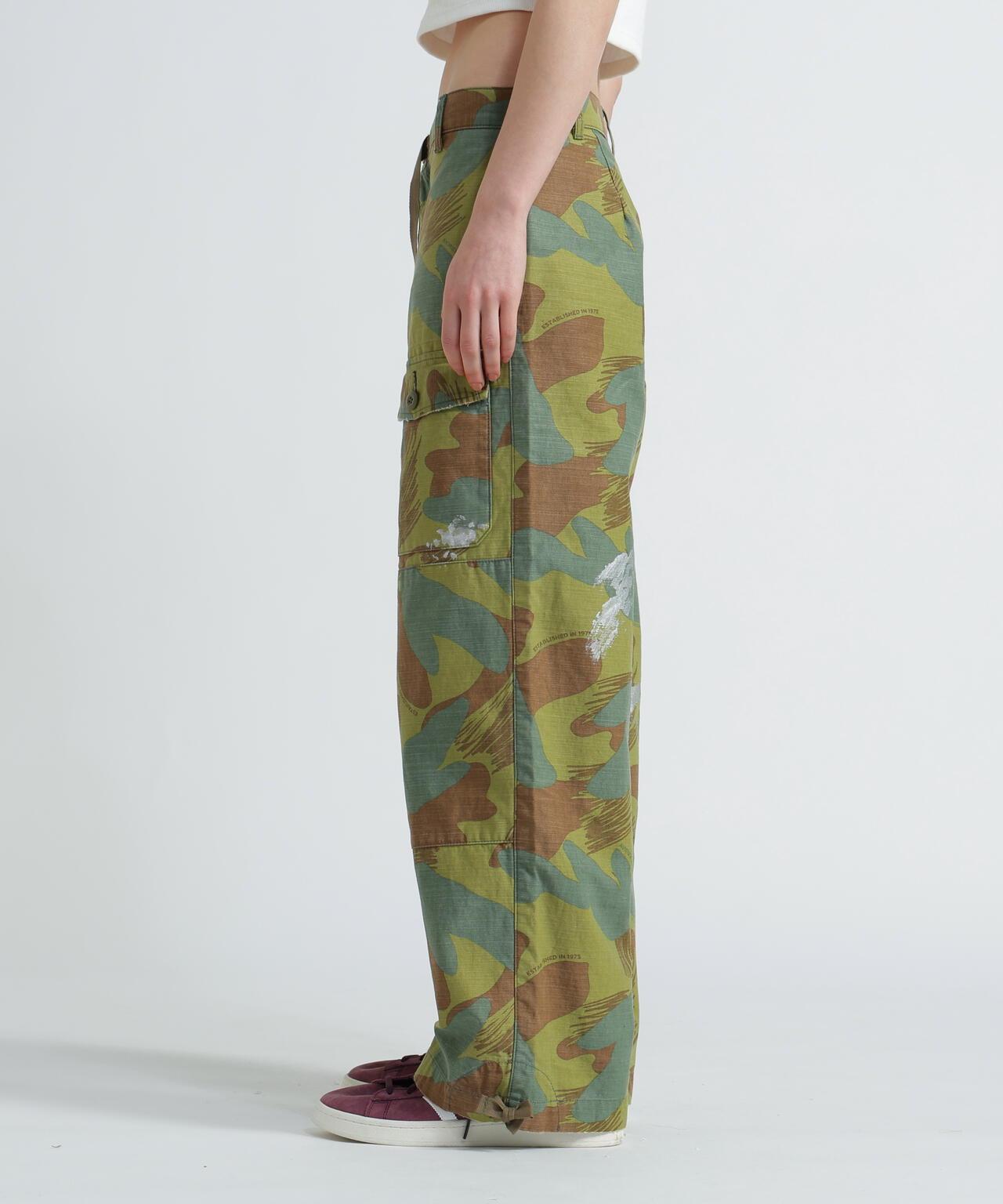 《WOMAN》 CAMOUFLAGE CARGO LONG PANTS 迷彩工裝長褲