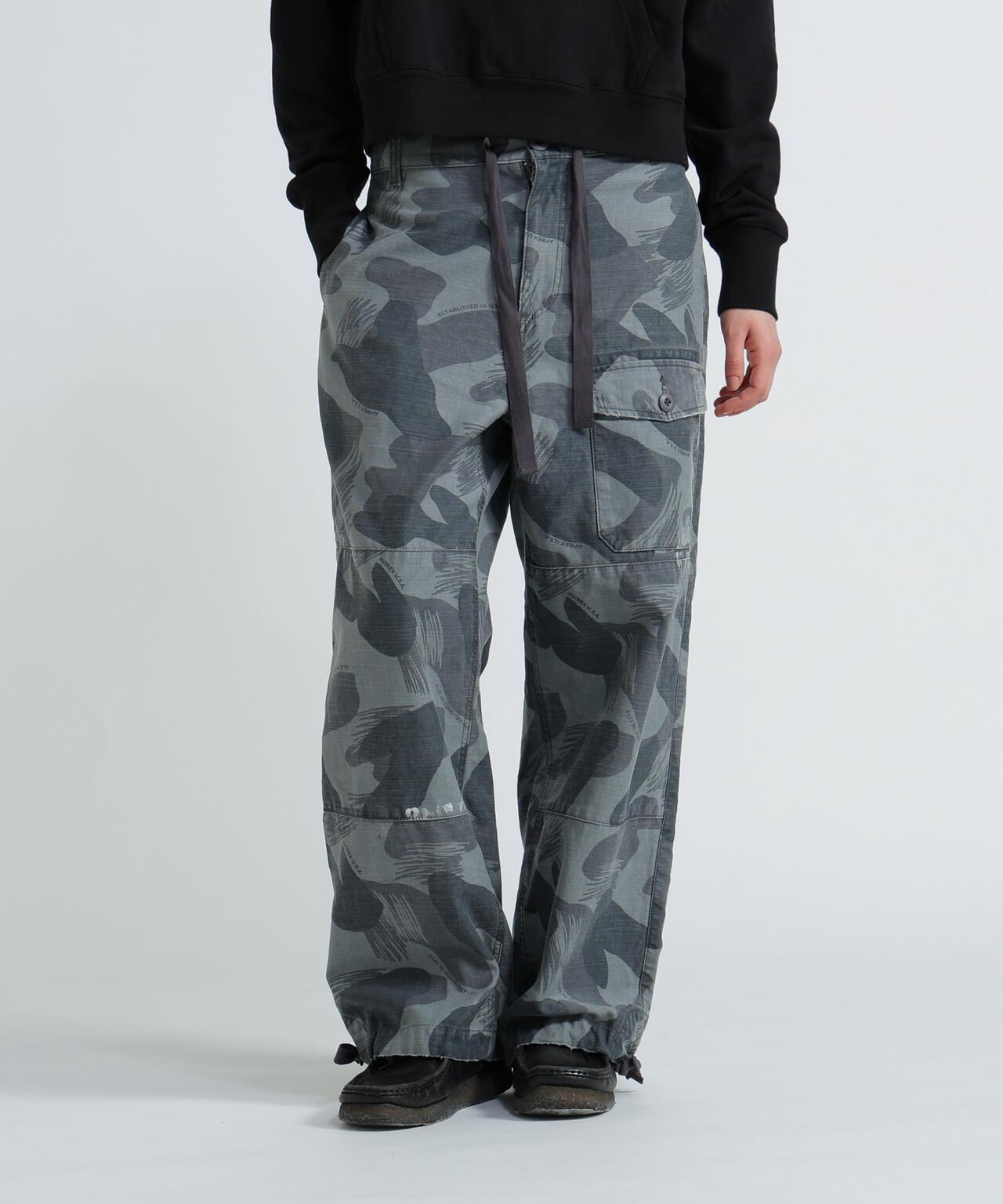 《WOMAN》 CAMOUFLAGE CARGO LONG PANTS 迷彩工裝長褲