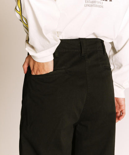 CHINO TROUSERS 斜紋棉布長褲