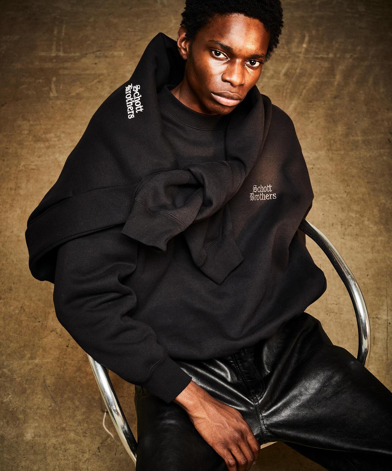 B.S. CREW SWEAT 黑羊圖案圓領衛衣