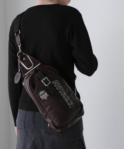 VARSITY LEATHER ONE SHOULDER BAG 單肩包 AVX5629