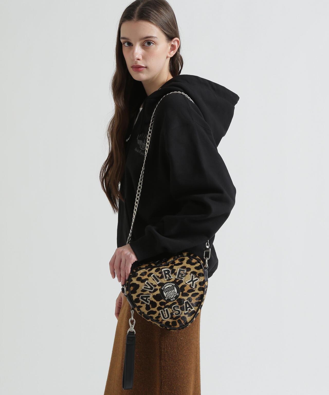 直營店限定 VARSITY LEATHER HEART CHAIN BAG