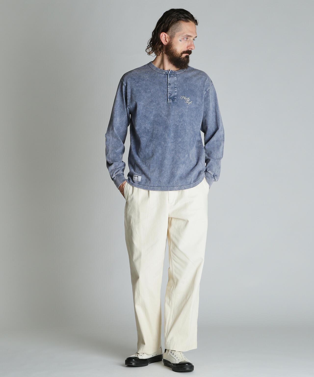 PLENTY TOUGH EMB. HENLEY LS T-SHIRT 刺繡亨利領長袖T恤