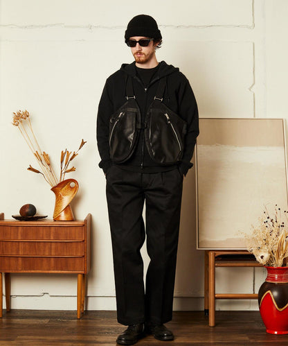 LEATHER LUGGAGE VEST 皮革背心