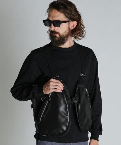 LEATHER LUGGAGE VEST 皮革背心
