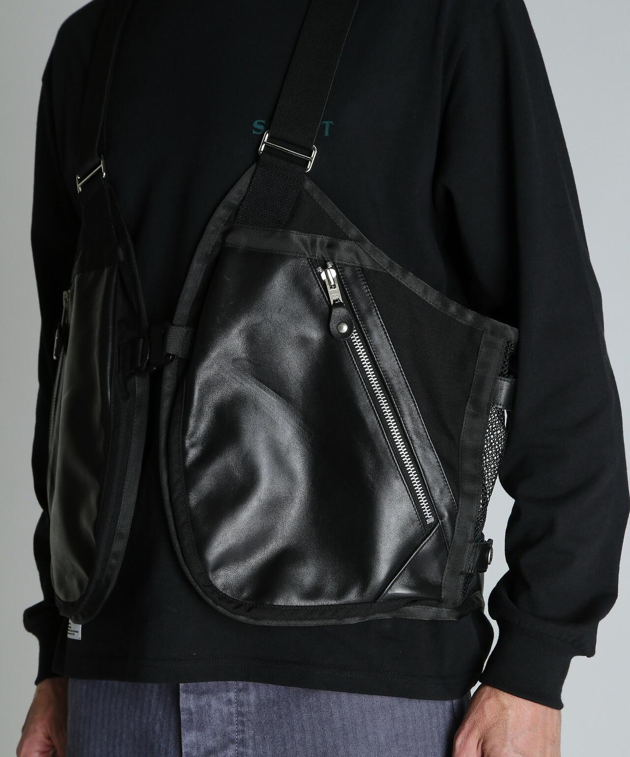 LEATHER LUGGAGE VEST 皮革背心