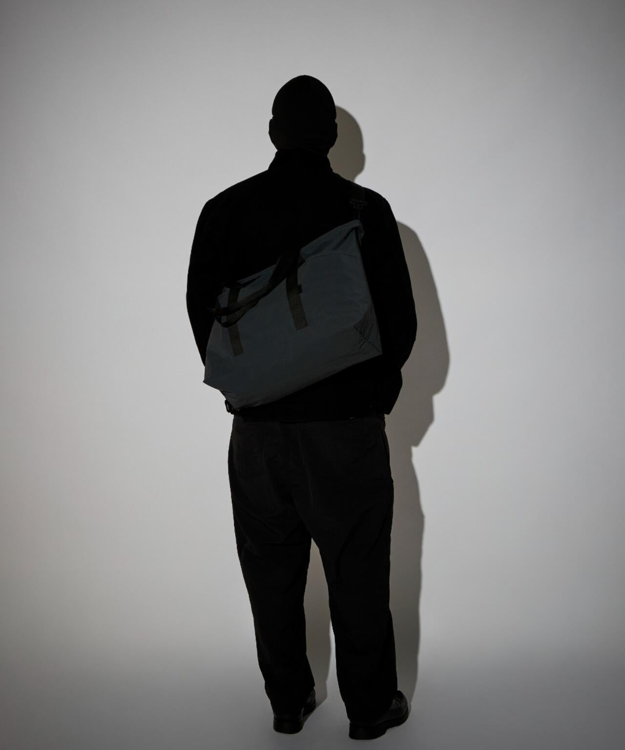 PACKING/パッキング BLACK REFLECTIVE 托特包