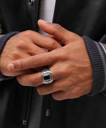 《AVIREX by J.H.M CO.,LTD.》 STERLING SILVER COLLEGE RING ONYX “USAF”