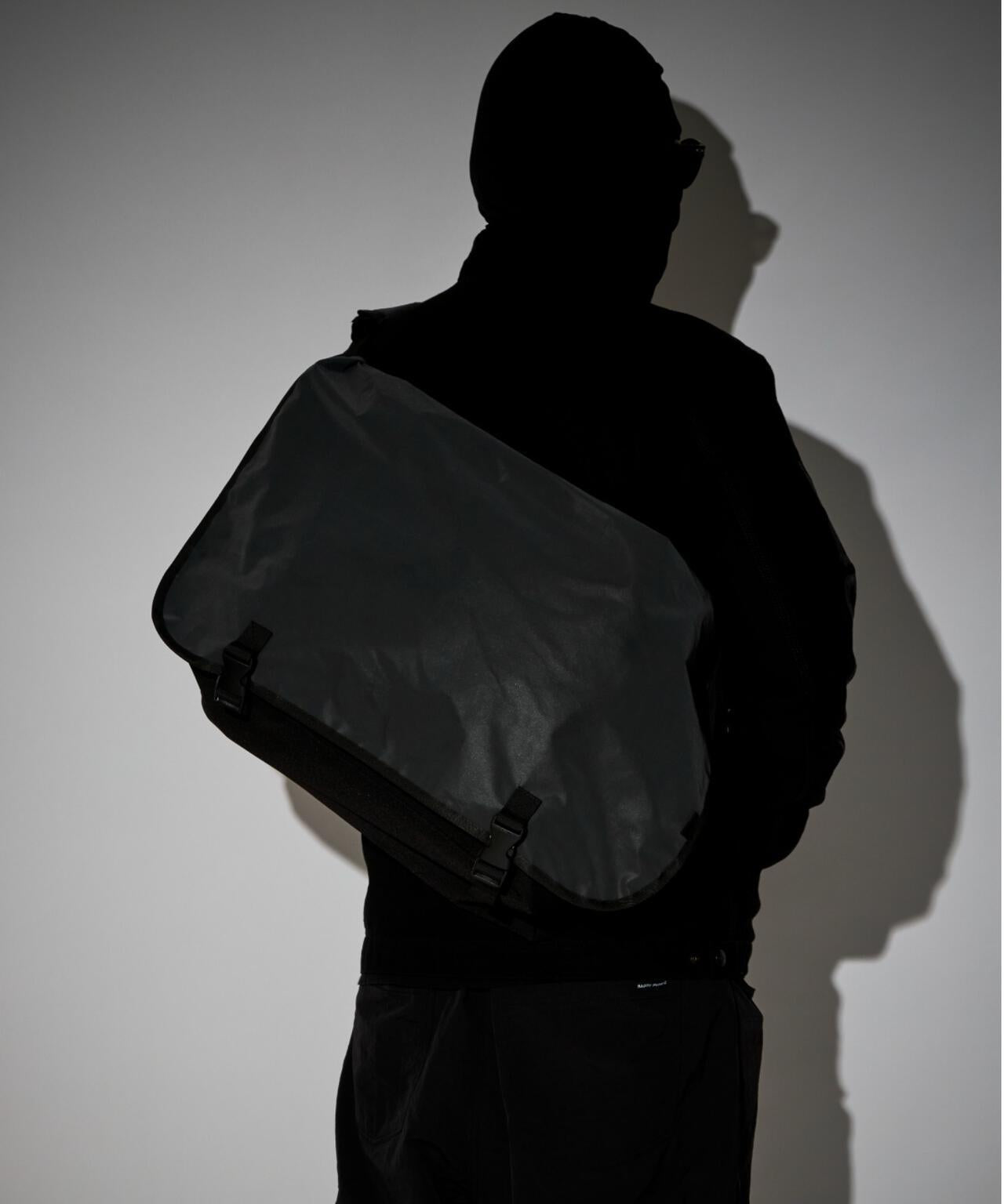 PACKING BLACK REFLECTIVE MESSENGER 反光設計 郵差包