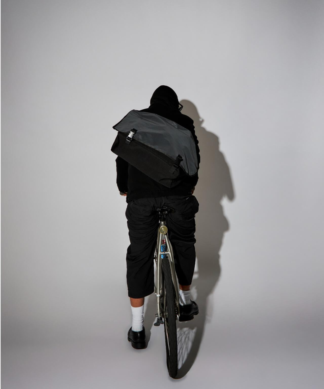PACKING BLACK REFLECTIVE MESSENGER 反光設計 郵差包