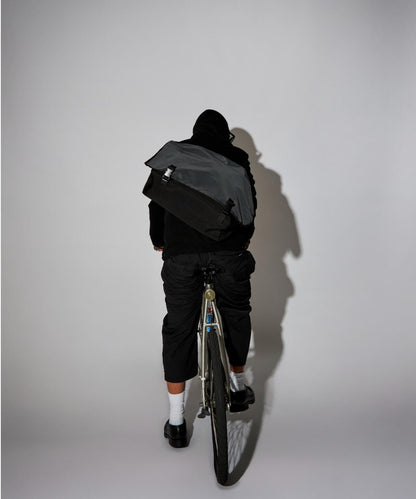 PACKING BLACK REFLECTIVE MESSENGER 反光設計 郵差包