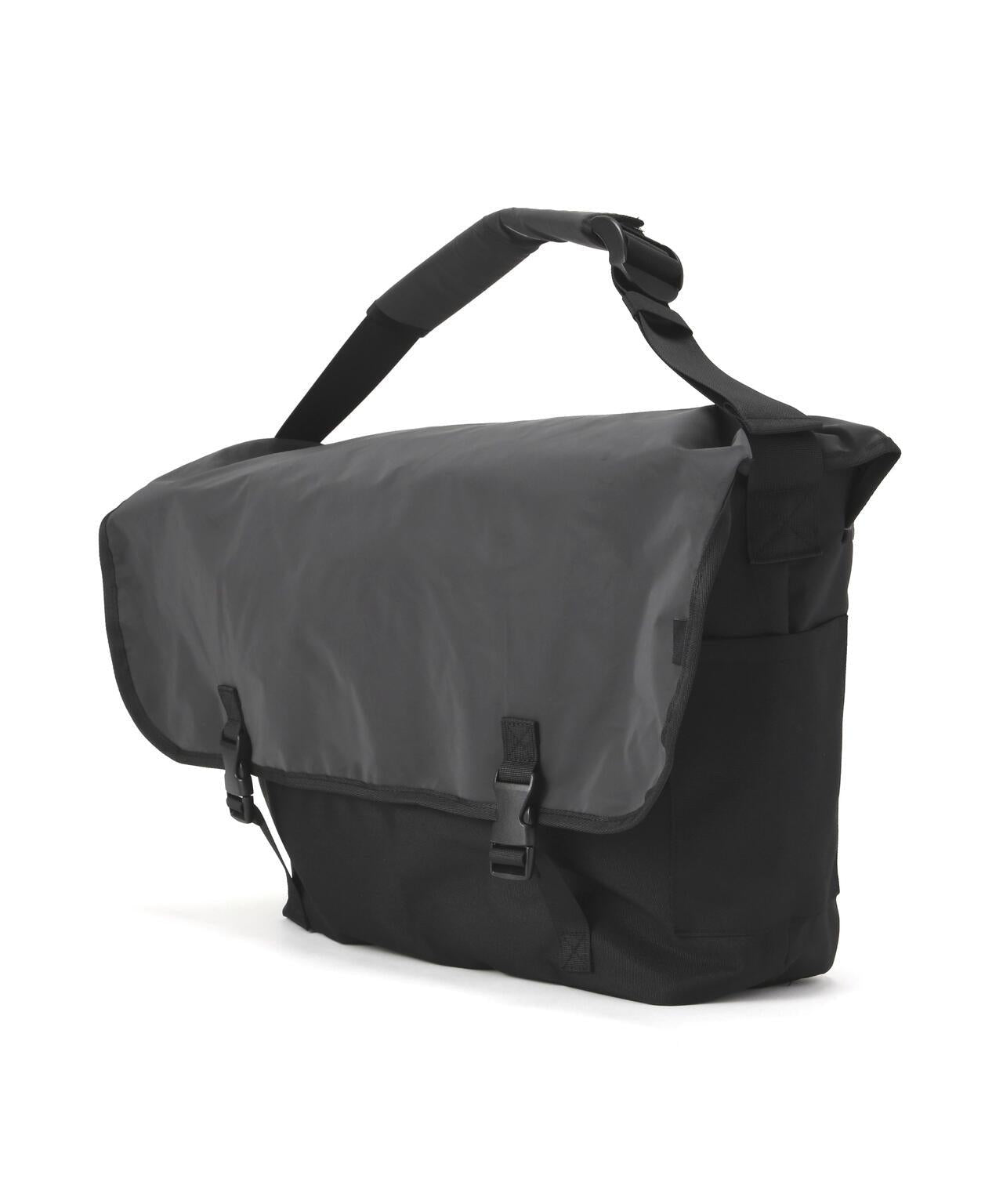 PACKING BLACK REFLECTIVE MESSENGER 反光郵差包