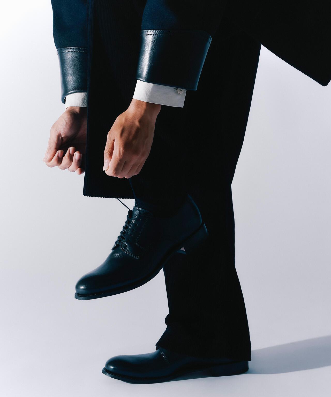 SERVICE SHOES 服務鞋