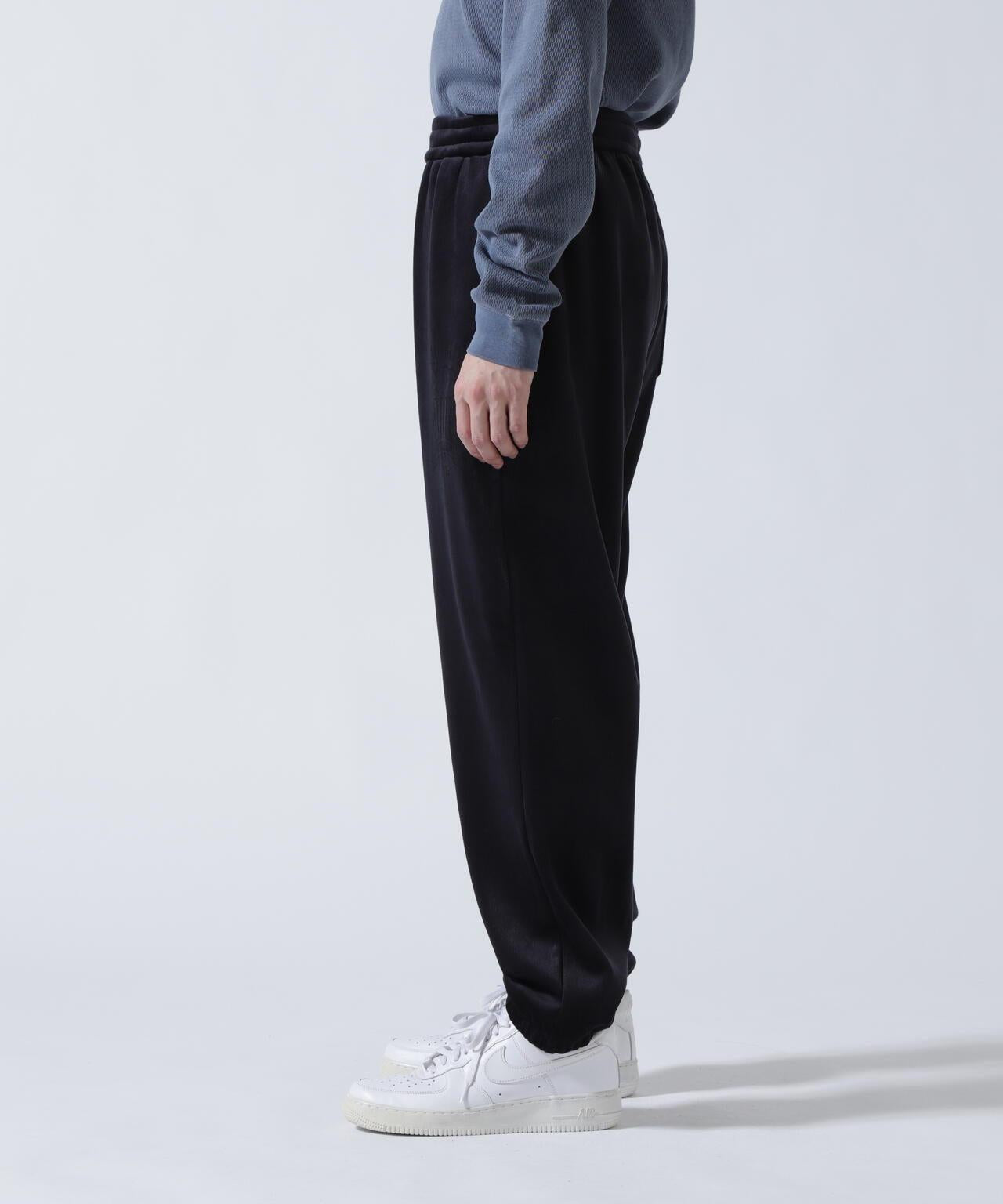 CALL BONDING PANTS “EMBLEM” 褲子（直營店限定）