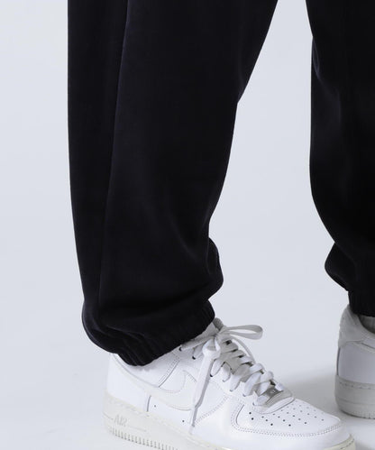 CALL BONDING PANTS “EMBLEM” 褲子（直營店限定）