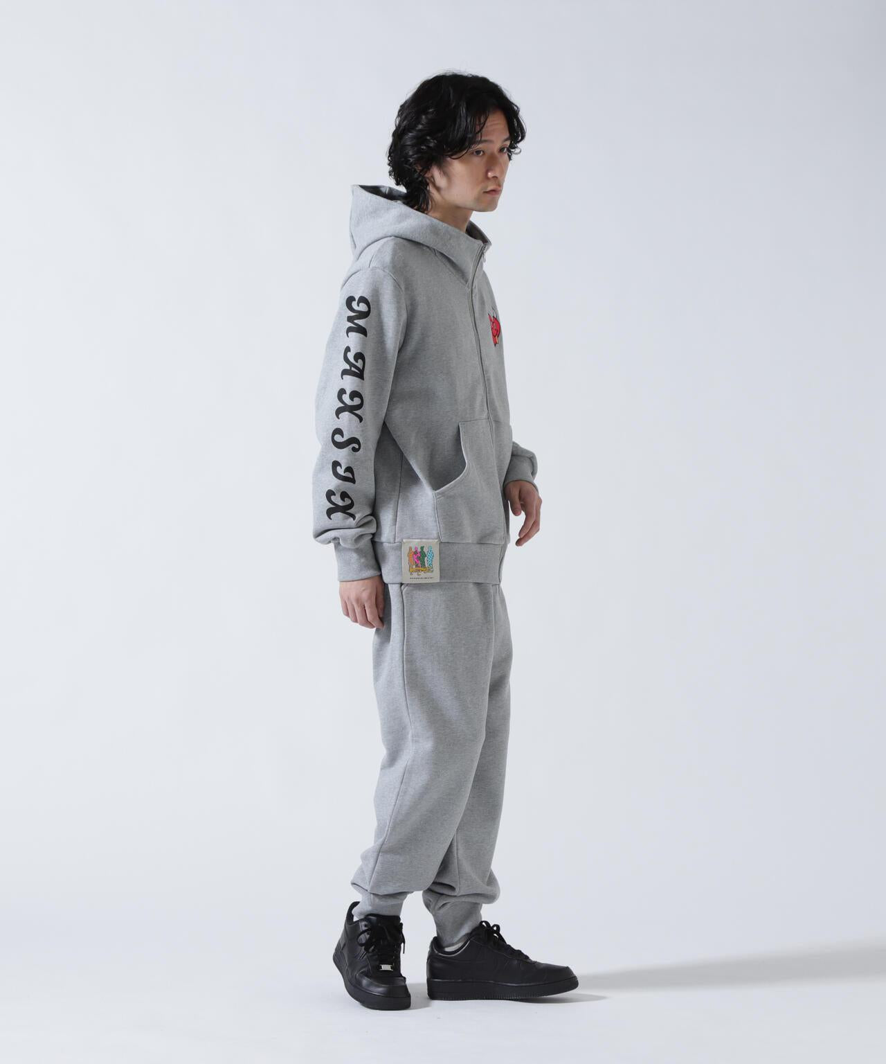 maxsix ONI HEART ZIP PARKA 拉鍊連帽衛衣