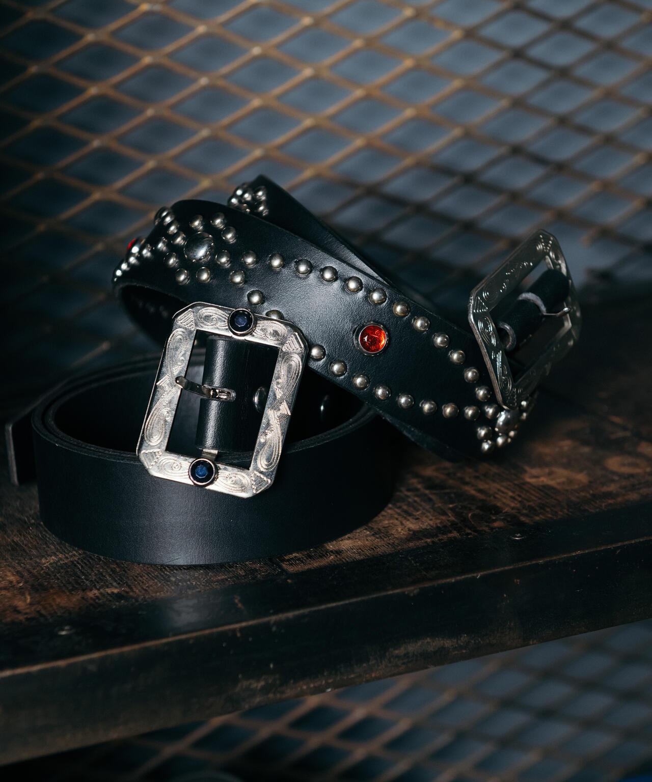 TWO STONES BUCKLE BELT 雙石扣設計腰帶