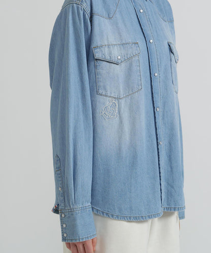 WOMAN DENIM SHIRT WITH GRAFFITI PRINT 牛仔襯衫