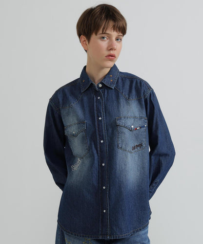 WOMAN DENIM SHIRT WITH GRAFFITI PRINT 牛仔襯衫