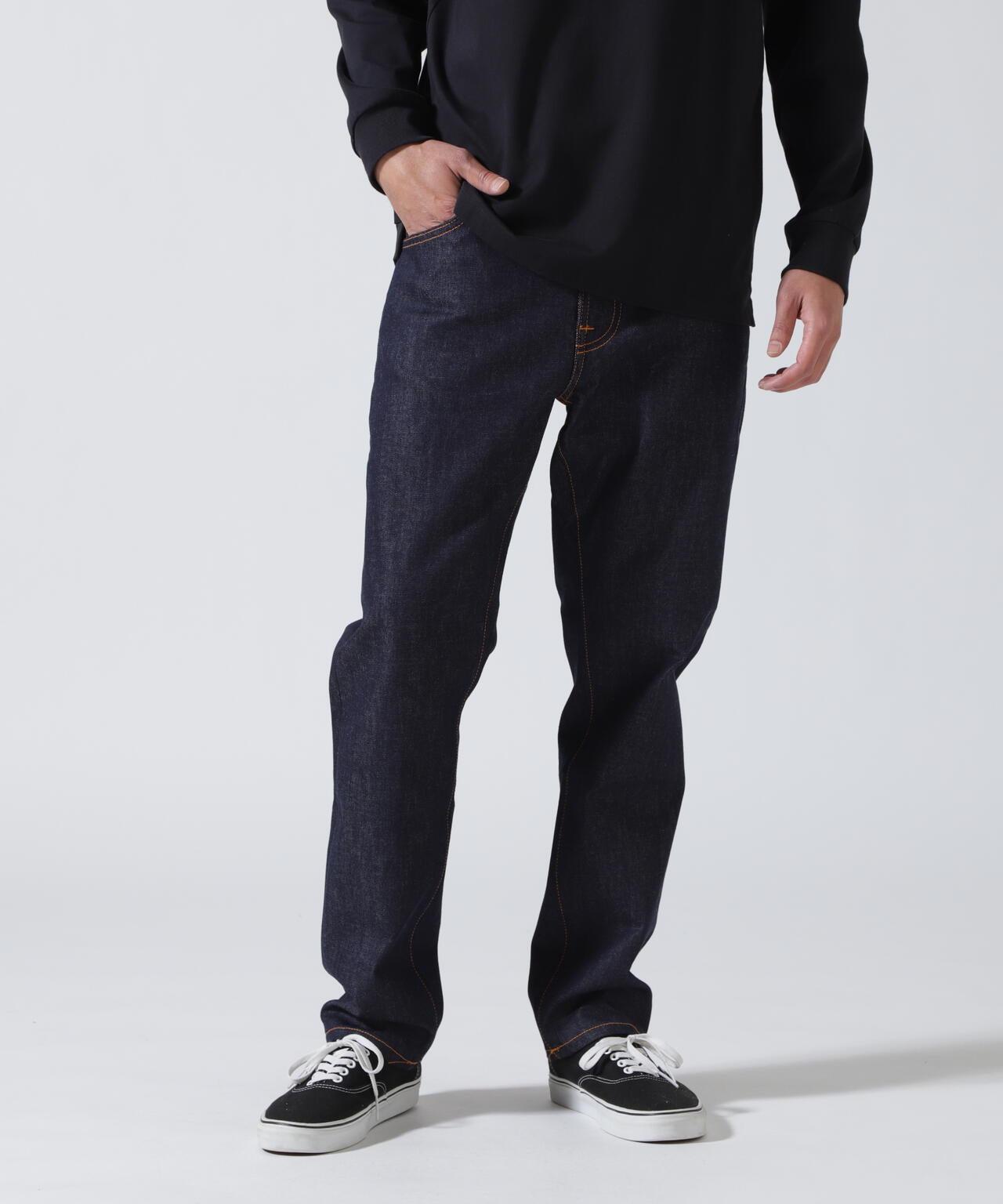 NUDIE JEANS Lean Dean Dry 16 Dips 牛仔褲