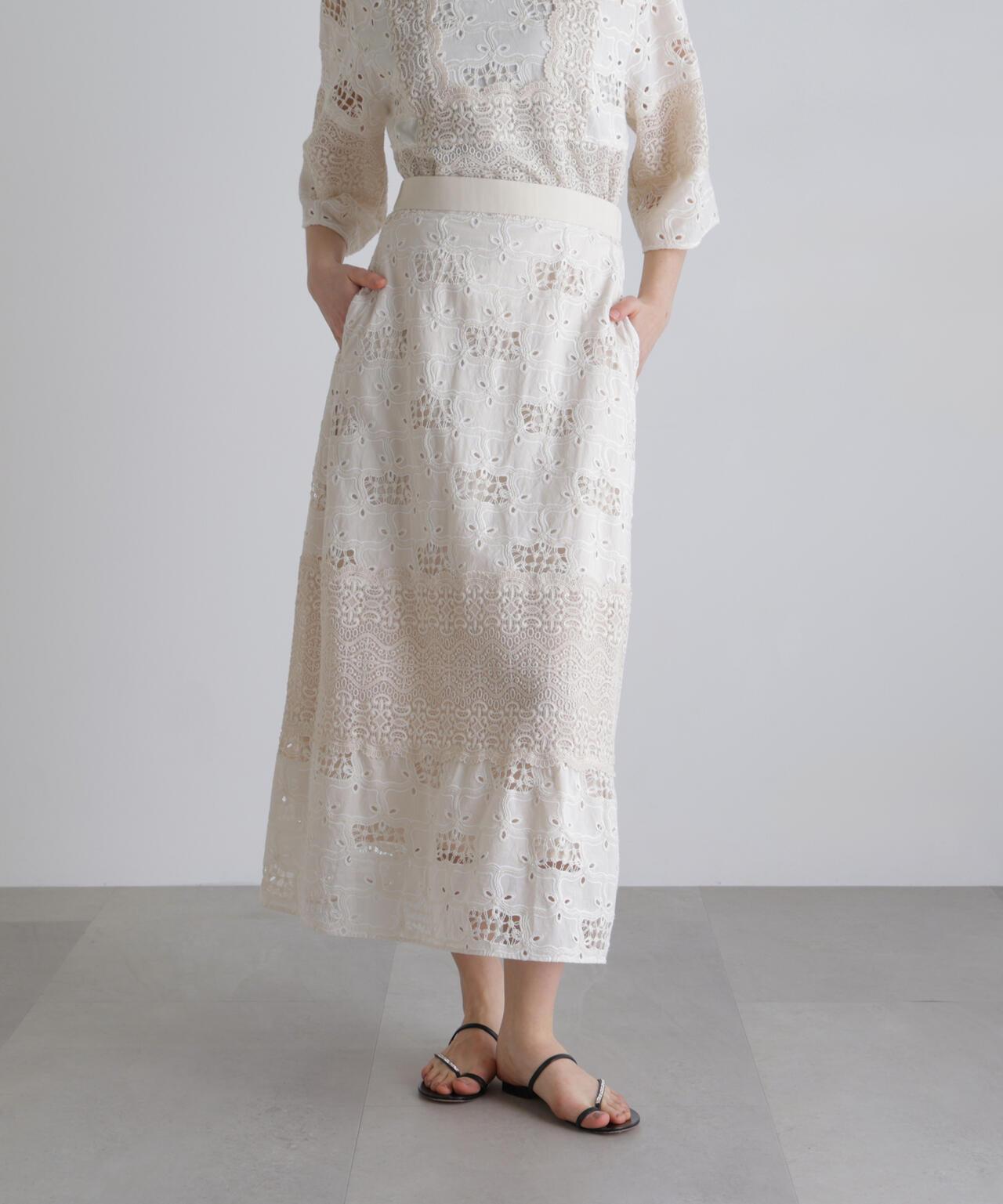 格紋刺繡半身裙