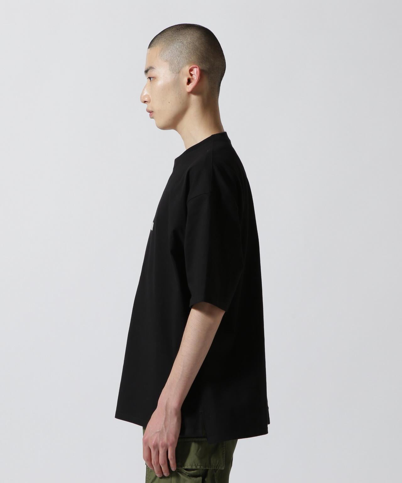 CORE LOGO EMBROIDERY T恤 《&DEPOT限定》