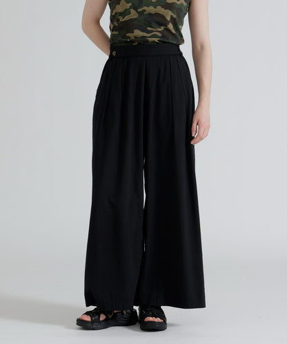 DESIGN BELT TUCK DETAIL 褲子