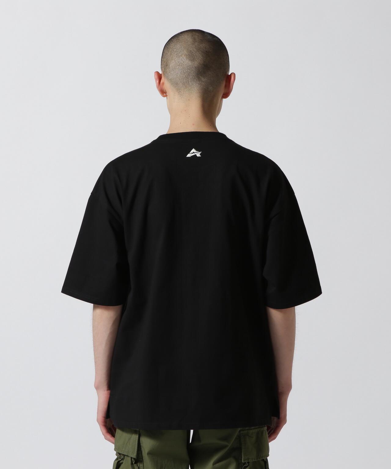 CORE LOGO EMBROIDERY T恤 《&DEPOT限定》