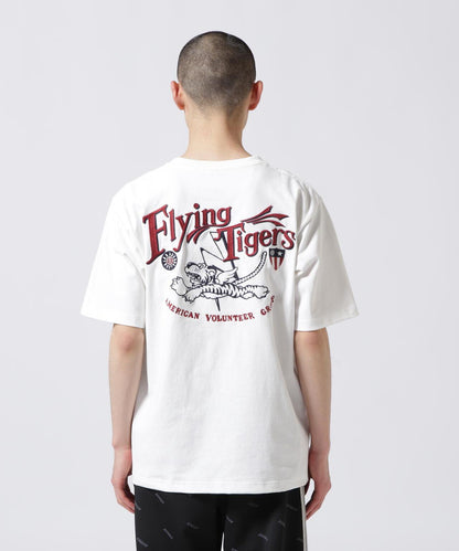 刺繡 FLYING TIGERS 圖案 T恤 《&DEPOT限定》