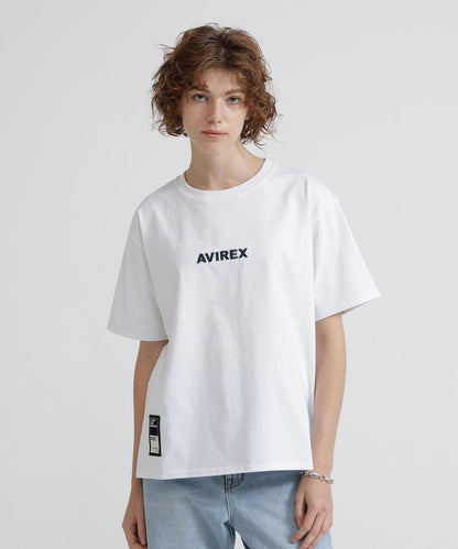 CORE LOGO EMBROIDERY T恤 《&DEPOT限定》